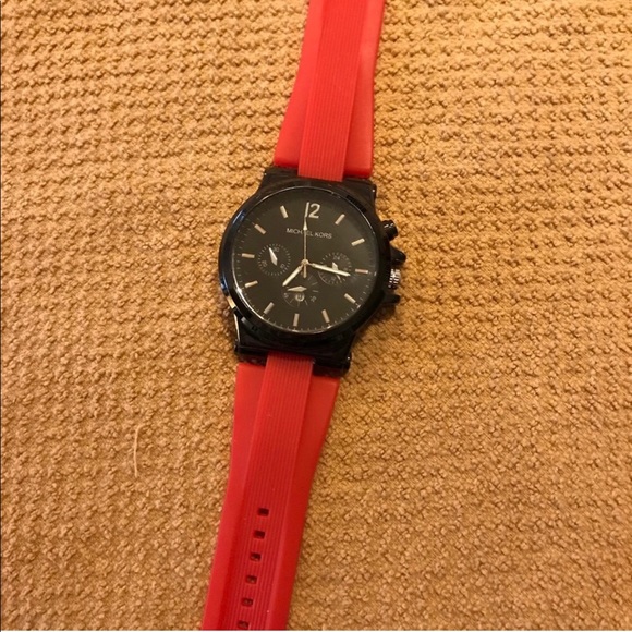 Two piece set - Picture 3 of 3